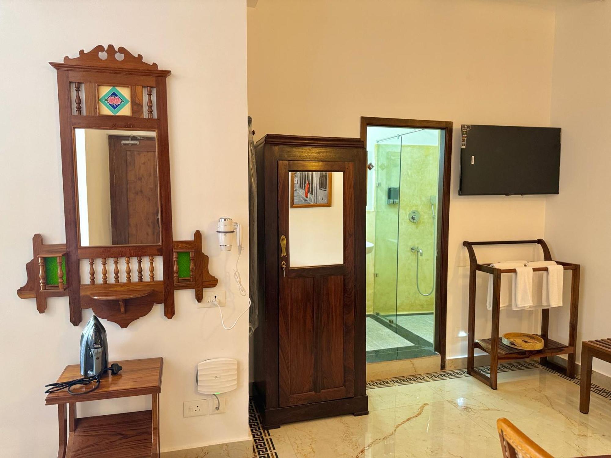 La Plage Seaview Suites Pondicherry Dış mekan fotoğraf