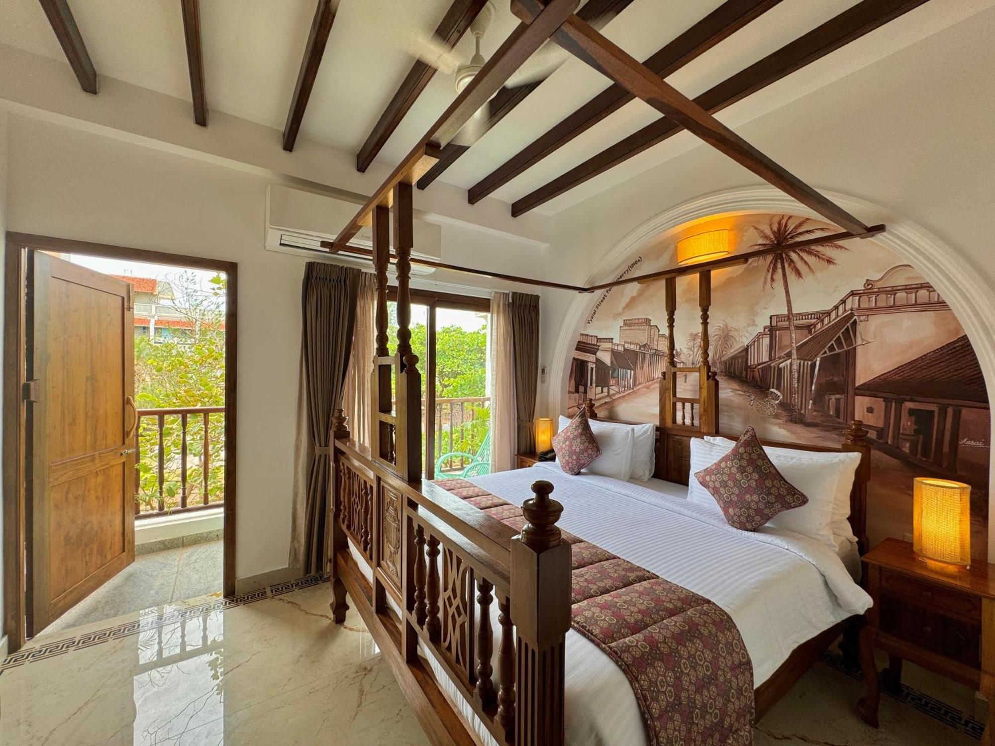 La Plage Seaview Suites Pondicherry Dış mekan fotoğraf